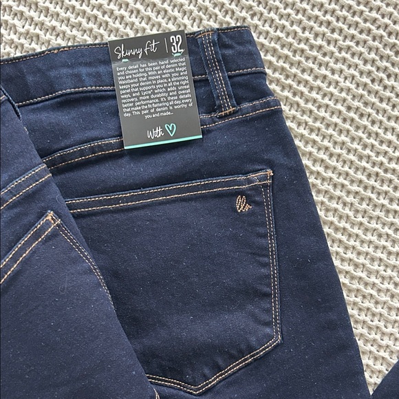 LuLaRoe Women's Dark Blue Skinny Jeans - Picture 3 of 3